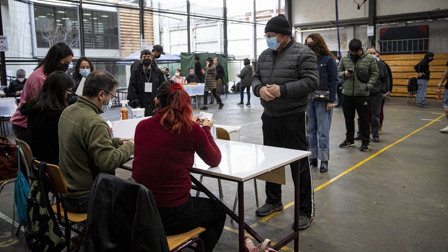 Plebiscito constitucional en Chile: alta participación en las primeras horas